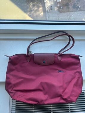 Longchamp Le Pliage Tote Bag in Burgundy